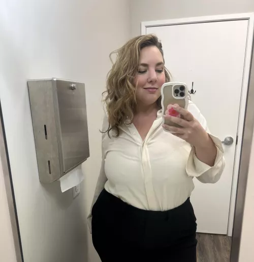 Work slut  by TarynUpMyHeartx