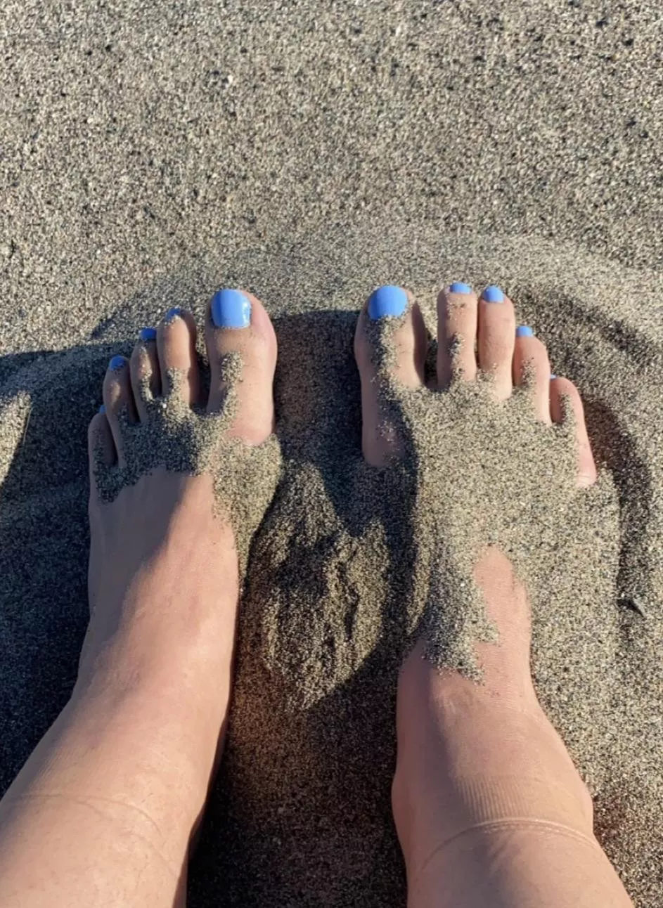 Would you bury my blue toes?💙 posted by Miss_Sunshine_777