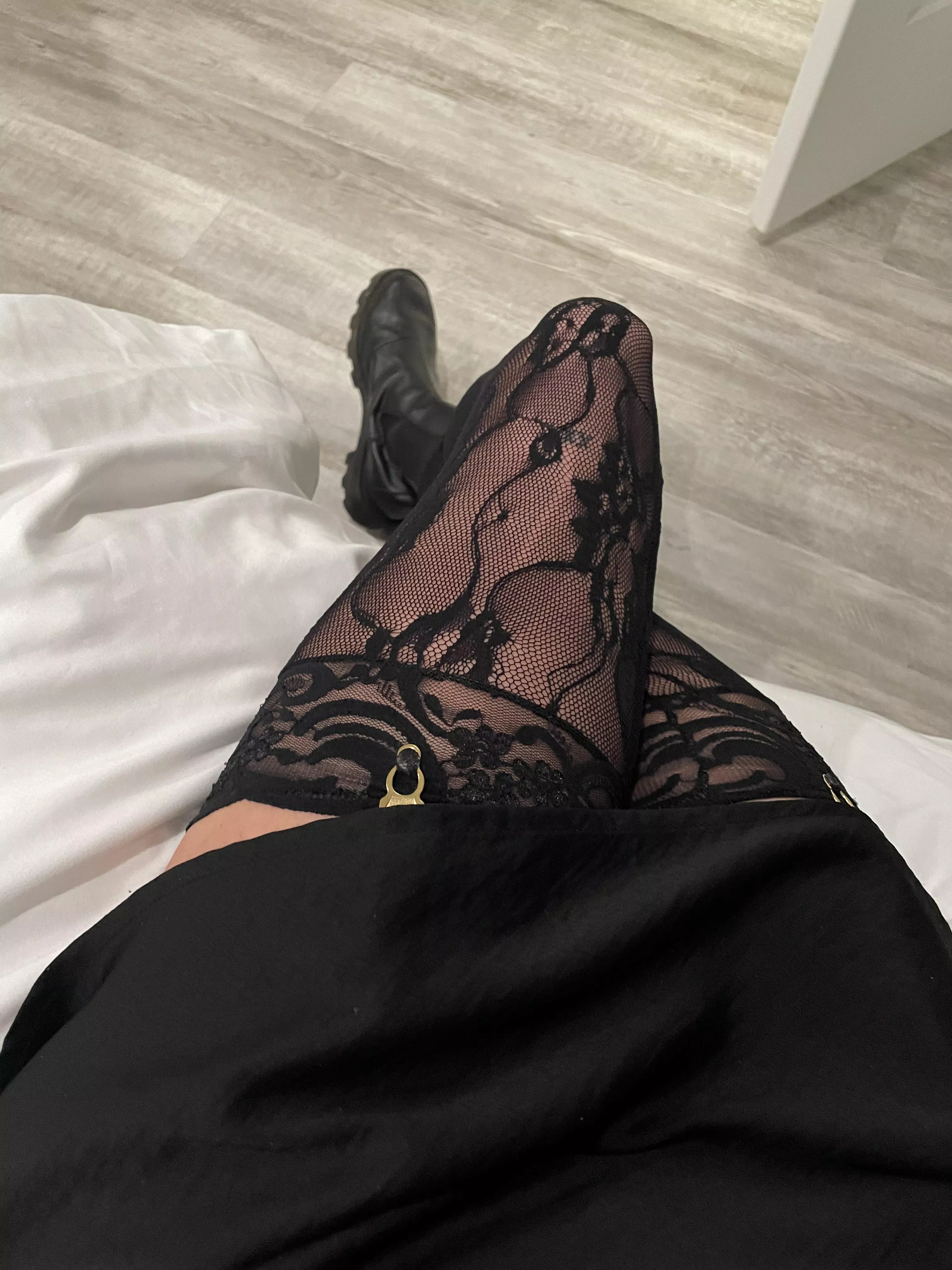 Would you rip them off or keep them on? (F) posted by llaurenlockhart