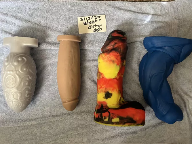 WTS (US) BD, Hankey’s, JohnThomas toys by Not-Dirty-Dan