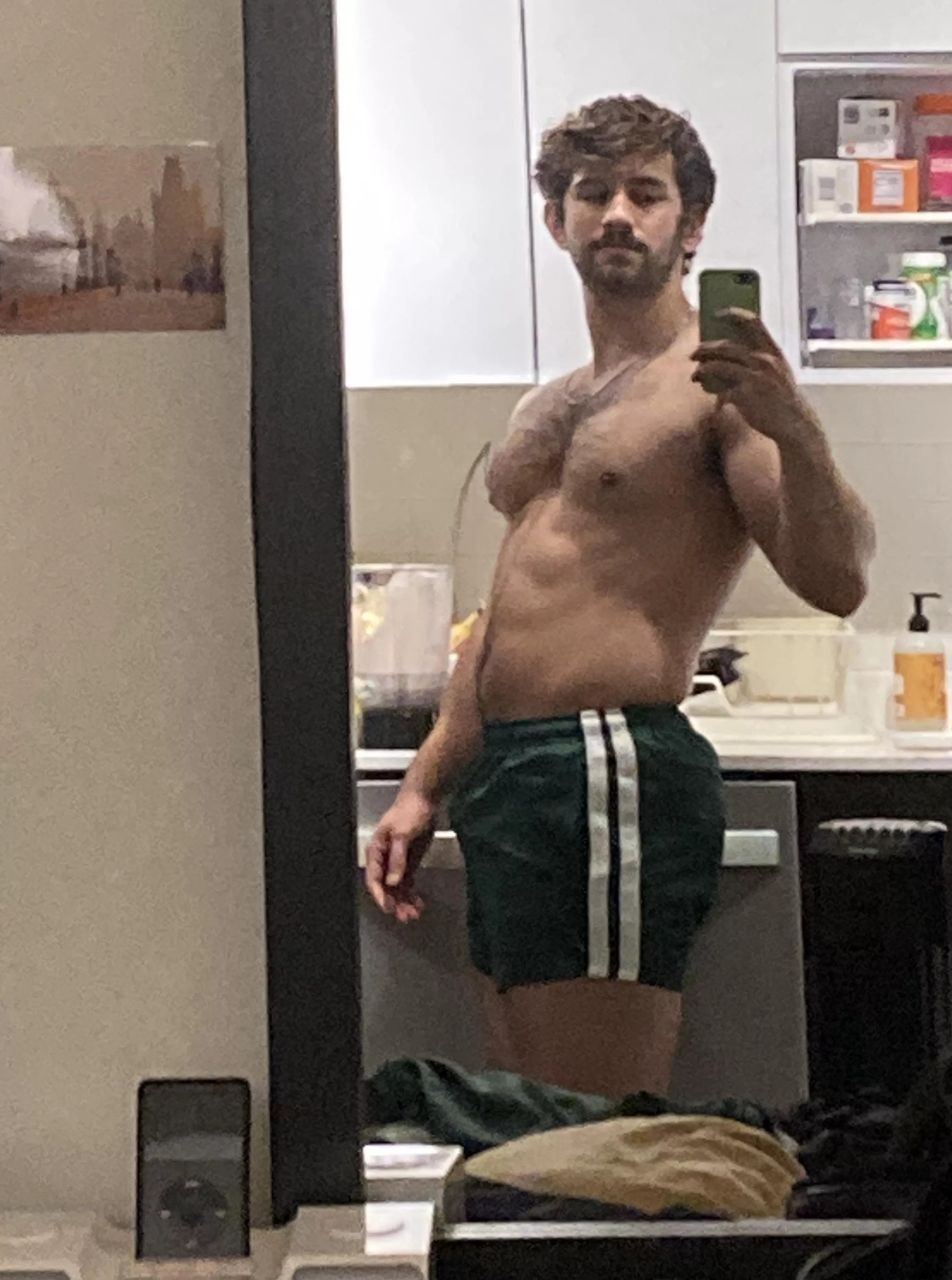 Yeah I still use an iPod (30) posted by leolyons_94