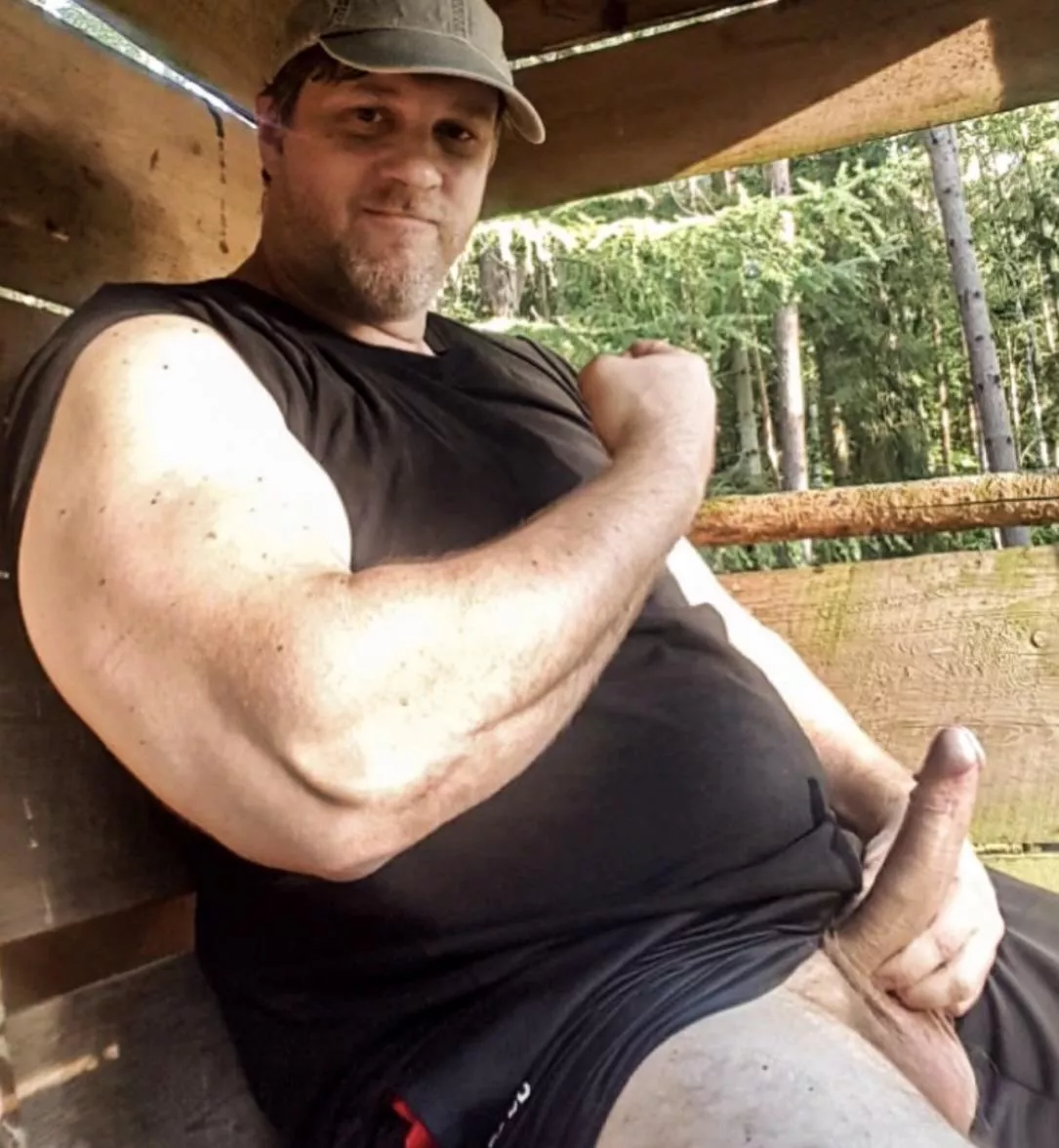 You can't imagine what kinky fun we would have if you met me in the forest in this situation. Would you dare to enter my tree house? posted by Top_Handle2768