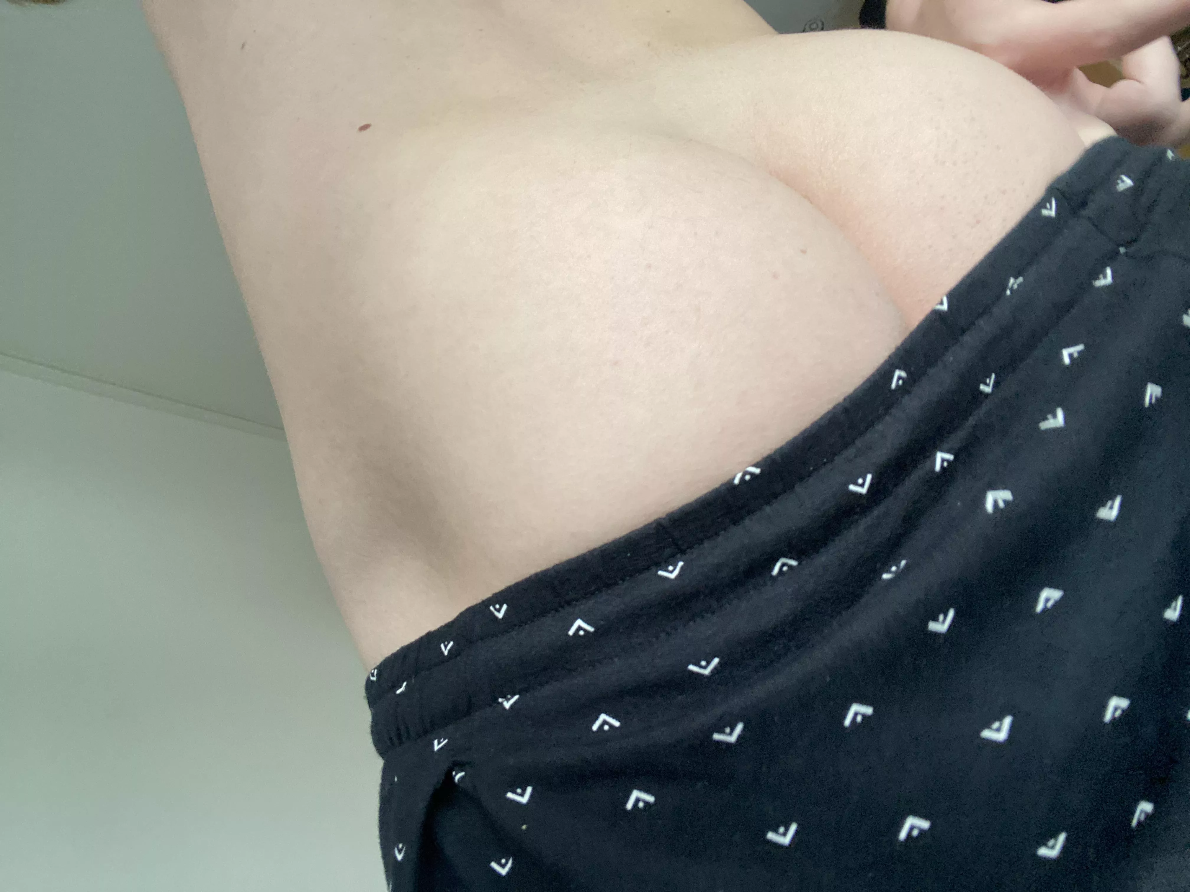 (21) Cute bubble, isn’t it?😜 posted by Lower-Weakness-7218