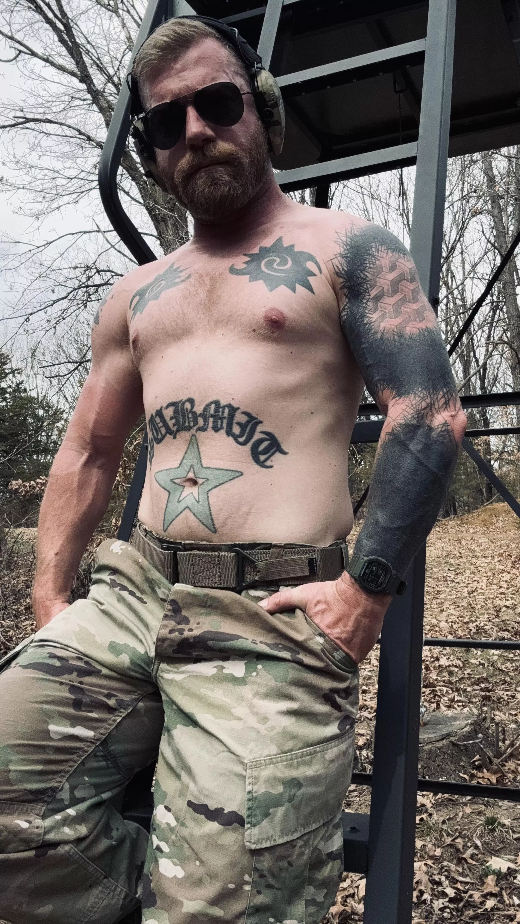 [39] We’ll need to find creative ways to keep ourselves entertained during our guard shift. posted by victorvansing