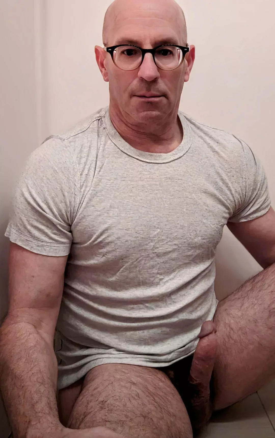 Come sit on Dad's lap posted by KidTwist1