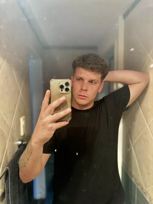 Do I warm you? by Drhott69