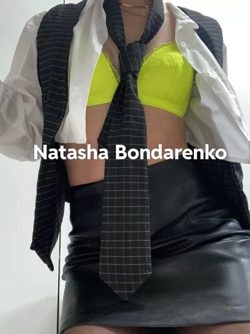 Down blouse, yellow style by NatyBond_OF