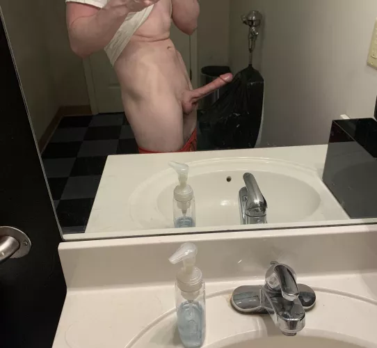 Enormous boner 🥺 by treesmokurrr816