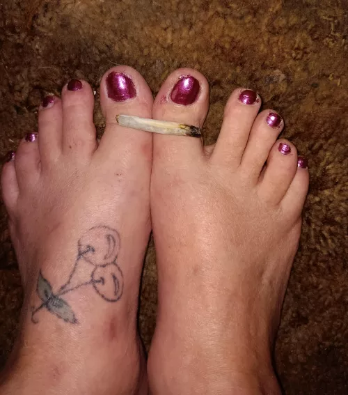 (F) puff puff💨 by Sexylexi67