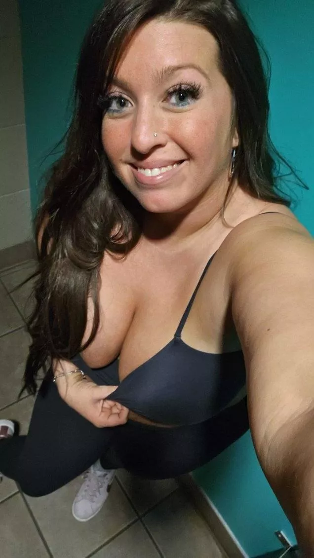 First time posting posted by Babylittlelo