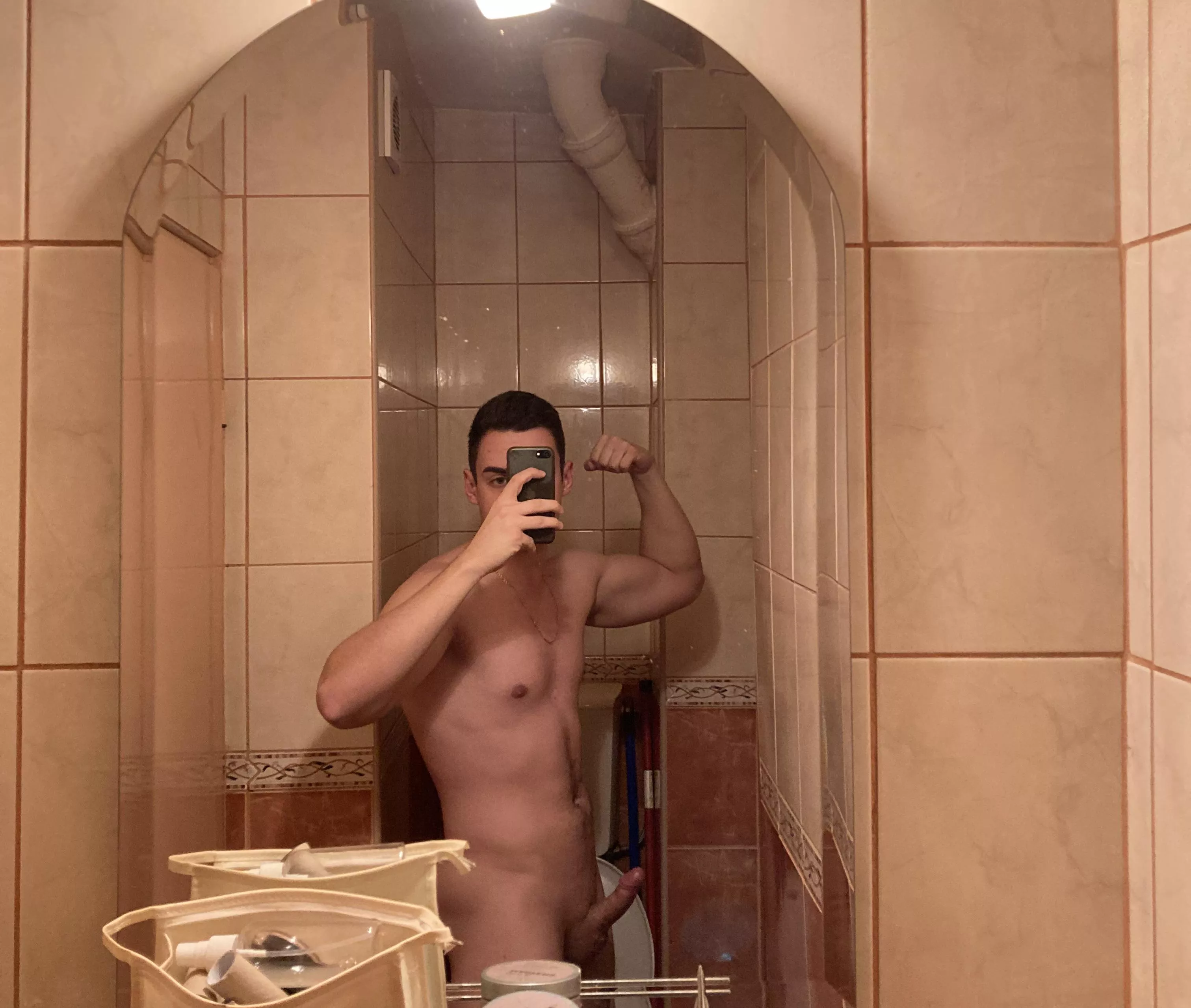 Gotta get a better mirror posted by HolidayFinancial8354