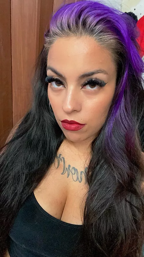 Haven't posted on Reddit for a while but here's pale me with my purple hair 💙 by bluehairstriiper