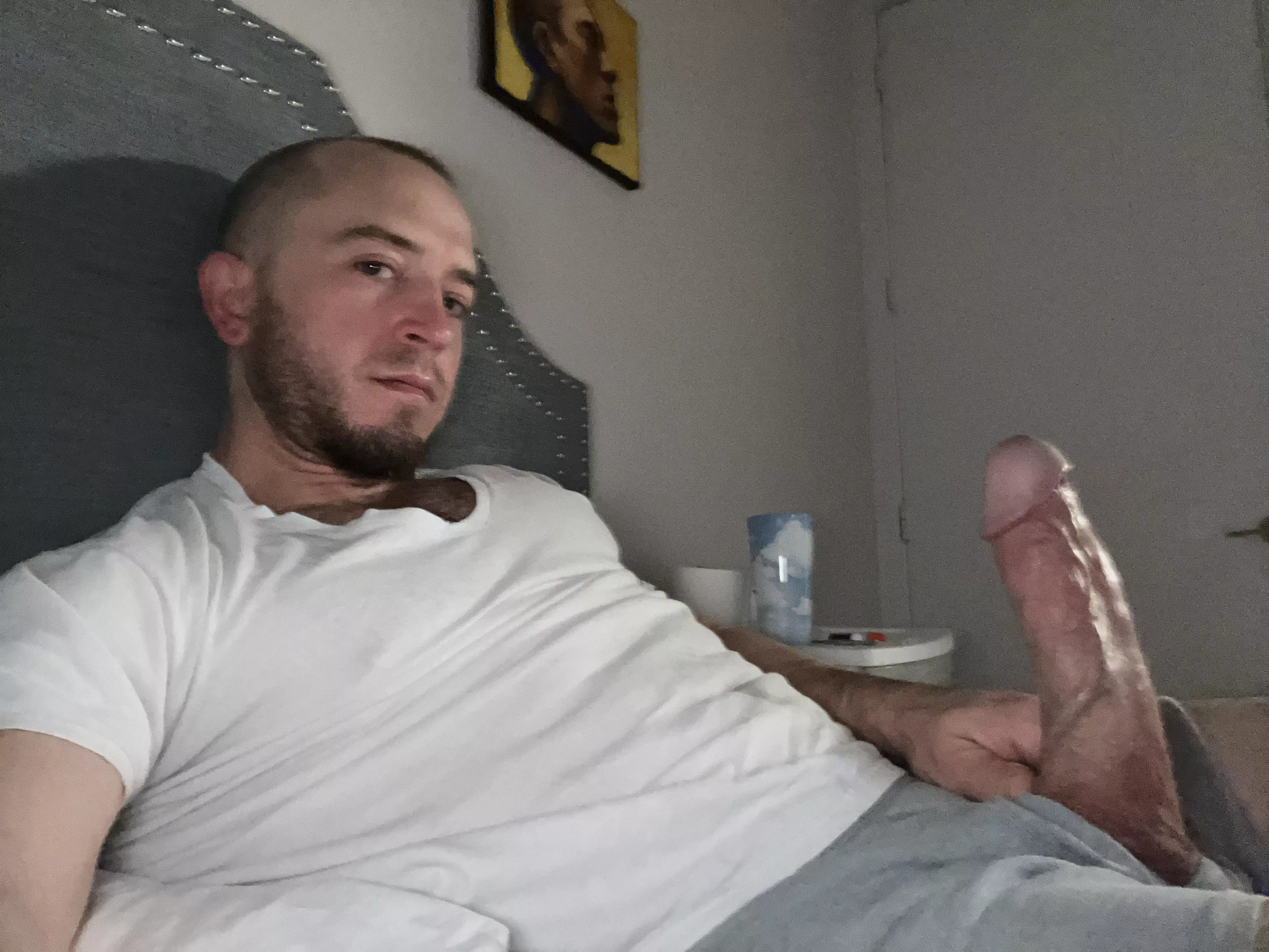 Here’s lookin at u posted by radicalTees