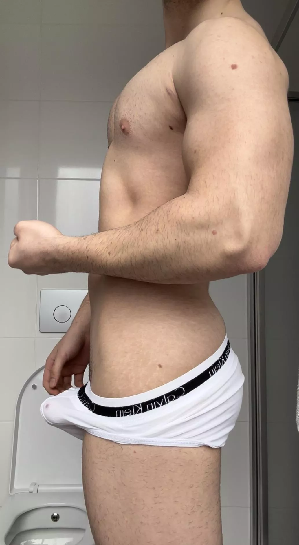 heyyy dm posted by Dry_Relationship5071