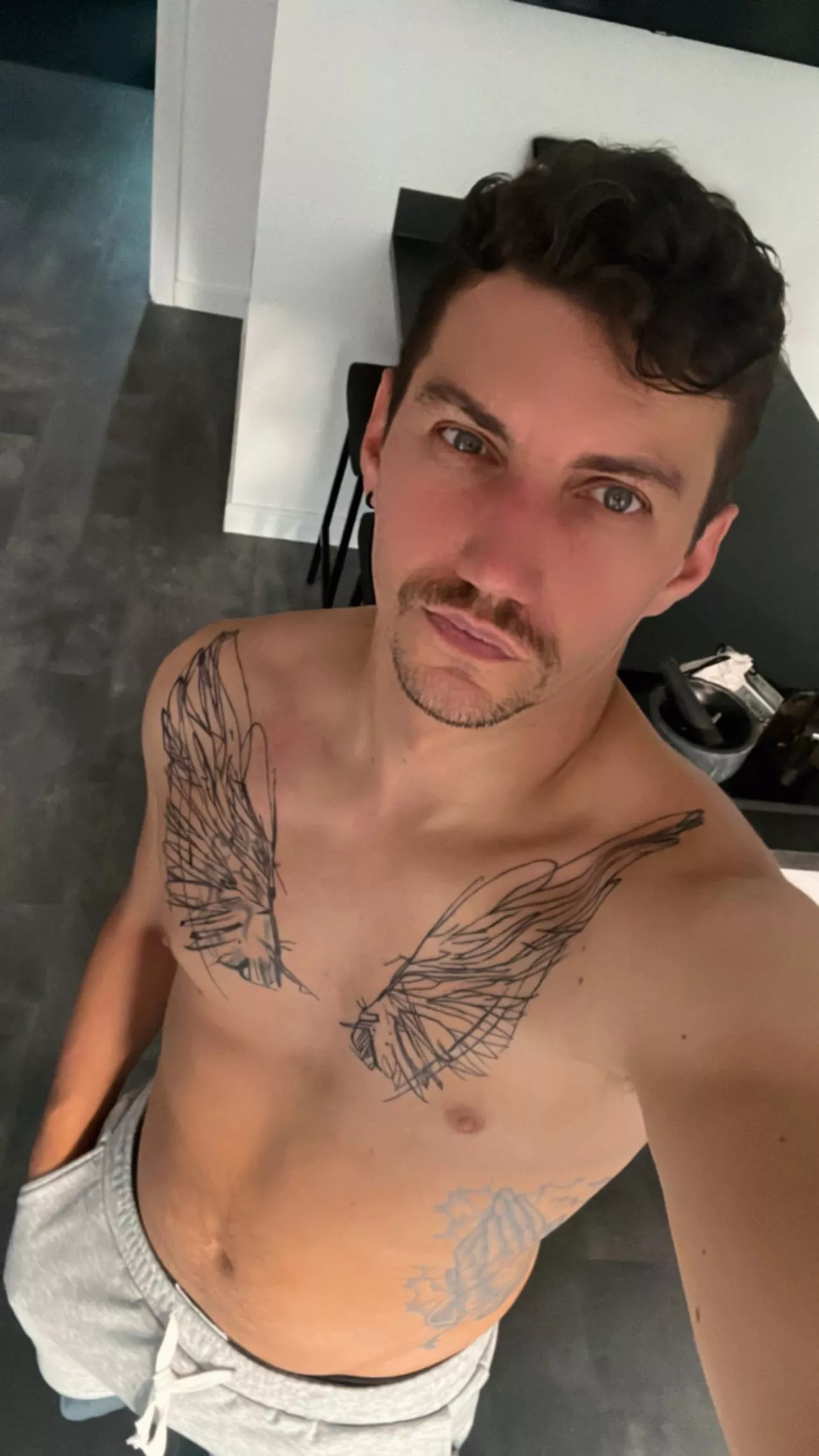 Hi hey hello 👋 posted by Psychological_Yak535