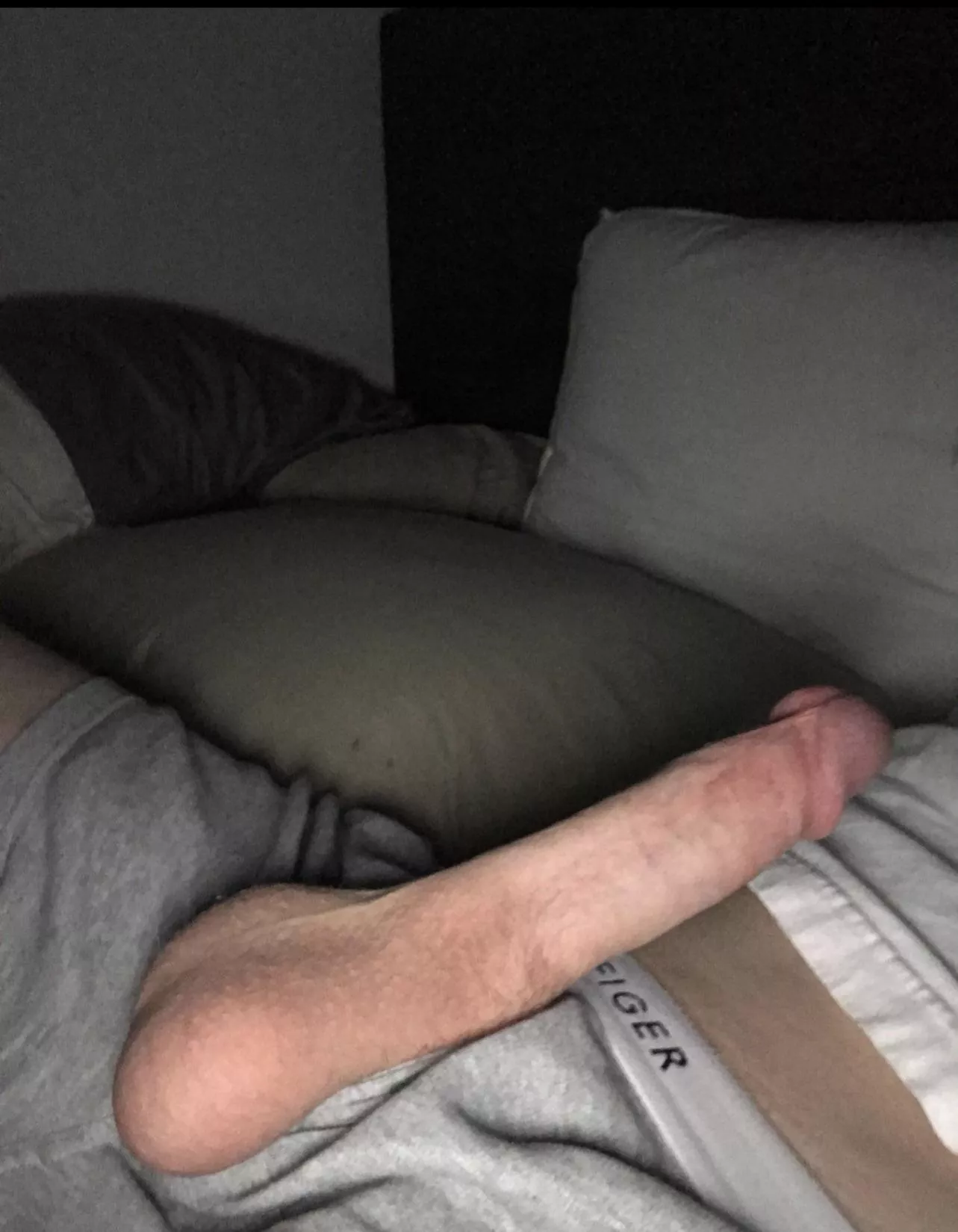 HMMMM MY COCK TIME 😈 posted by Big_cockguy
