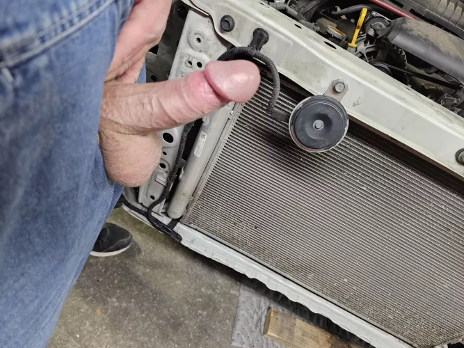 horny mechanic... by shadyj88