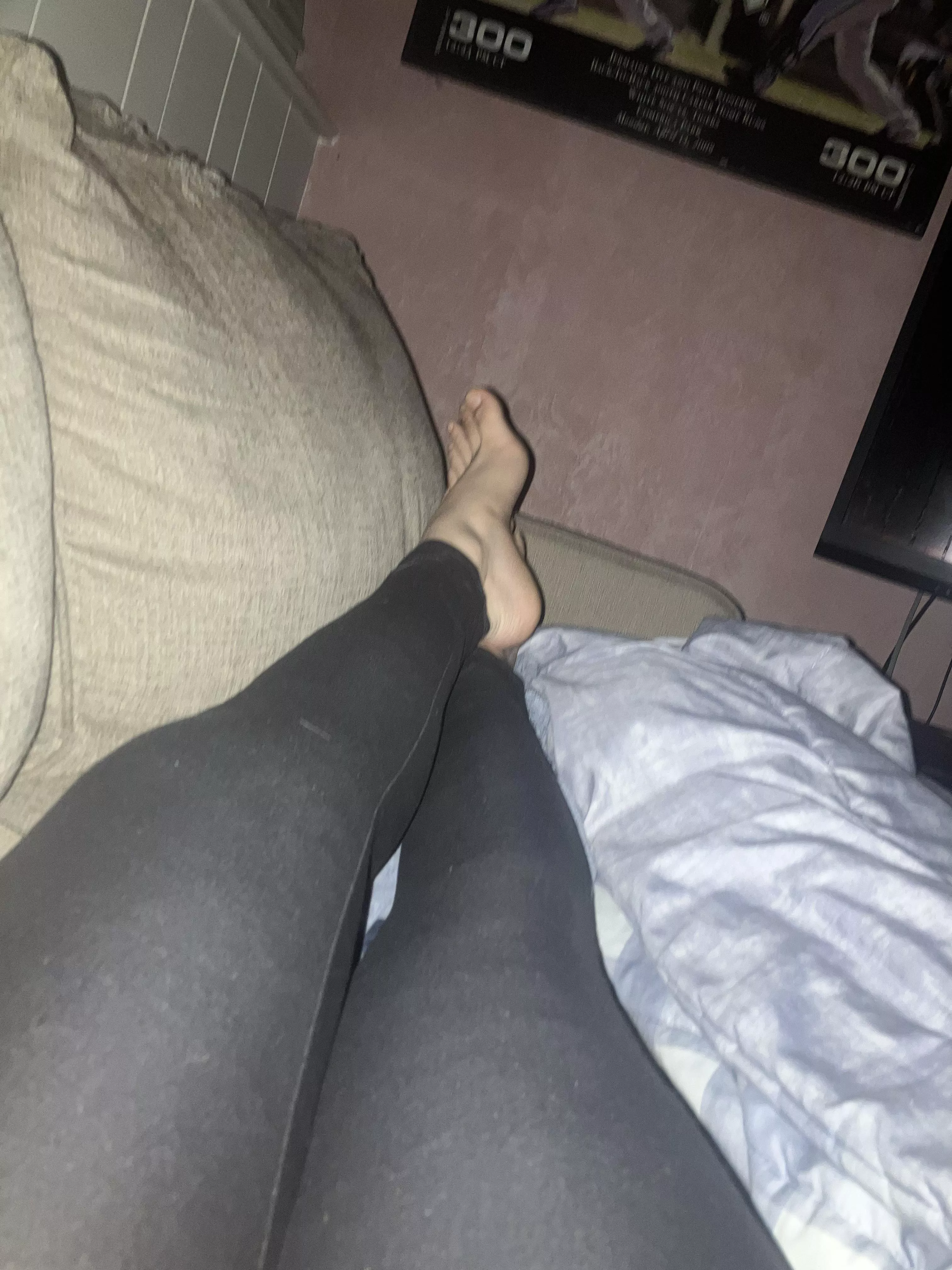 I need my feet sucked  posted by Sissyslut638494