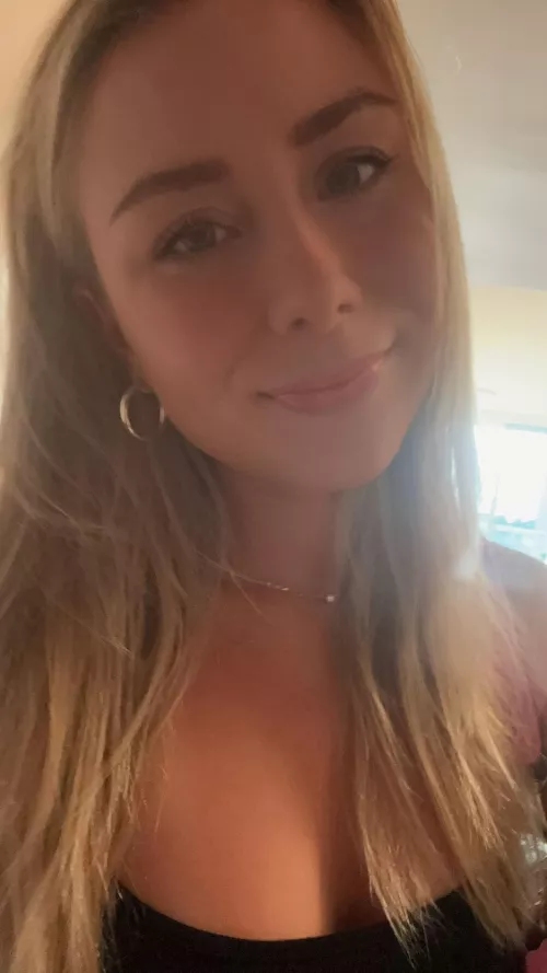 I start my morning with a smile on my face, do you by mercyogu