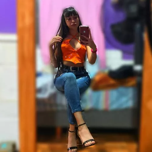 I think orange looks good on me, what do you say? by NinaDulcy