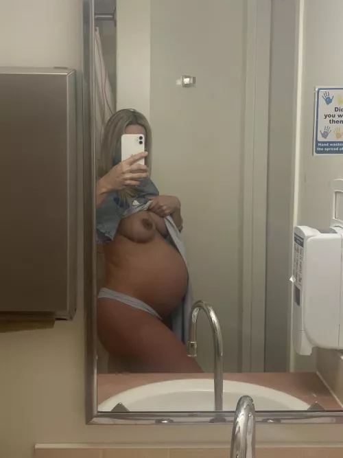 Last chance to give me a worry-free creampie - any takers? by fitMILFsav