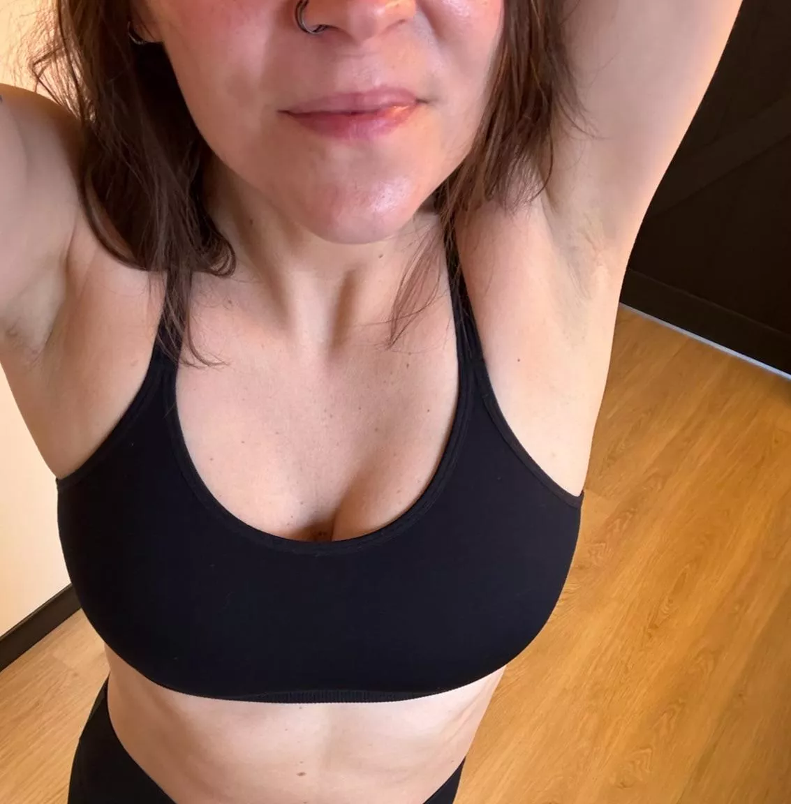 left or right?😏 posted by barefootbeauty4