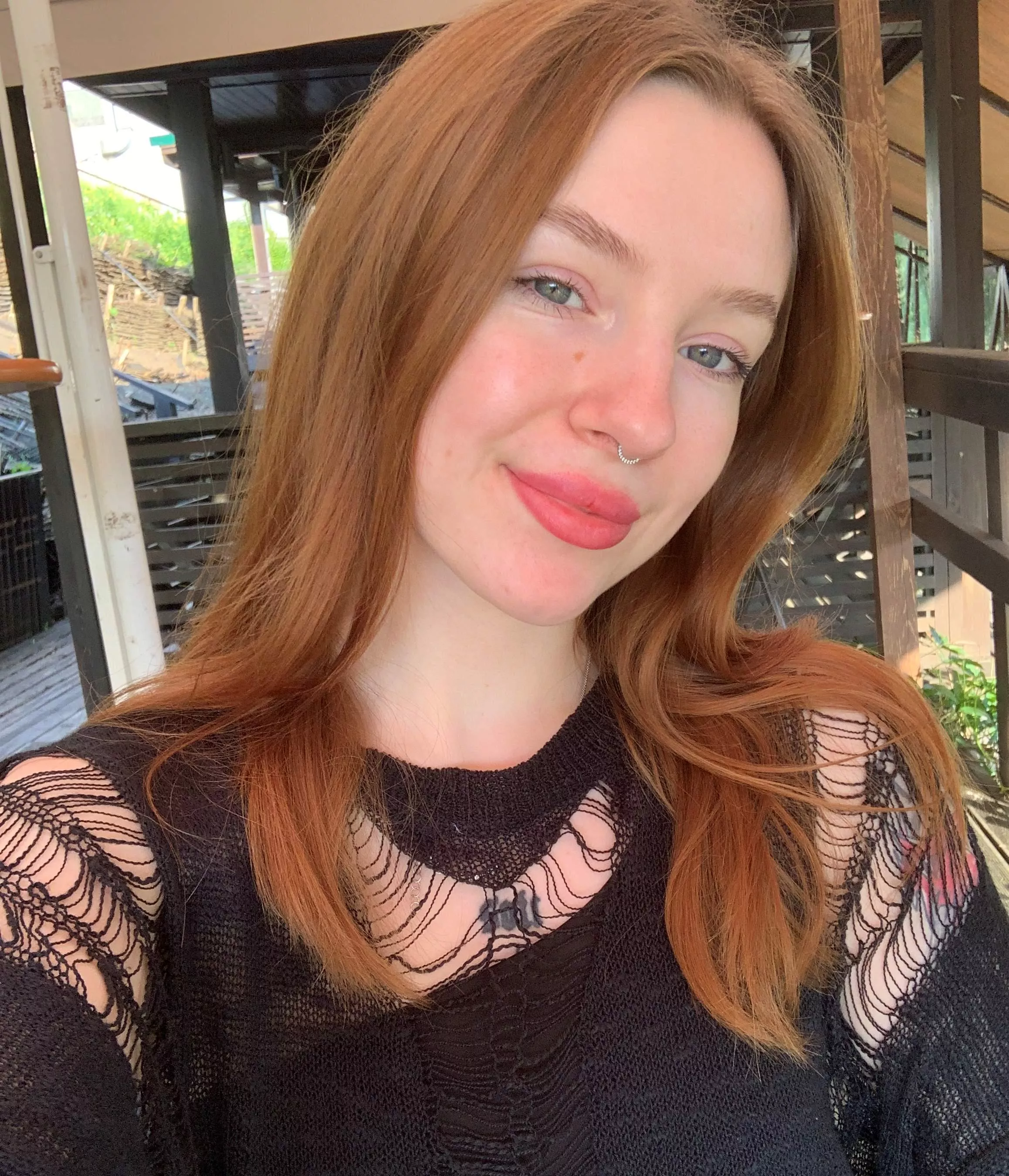 My lips waiting your kisses posted by katya_fighter