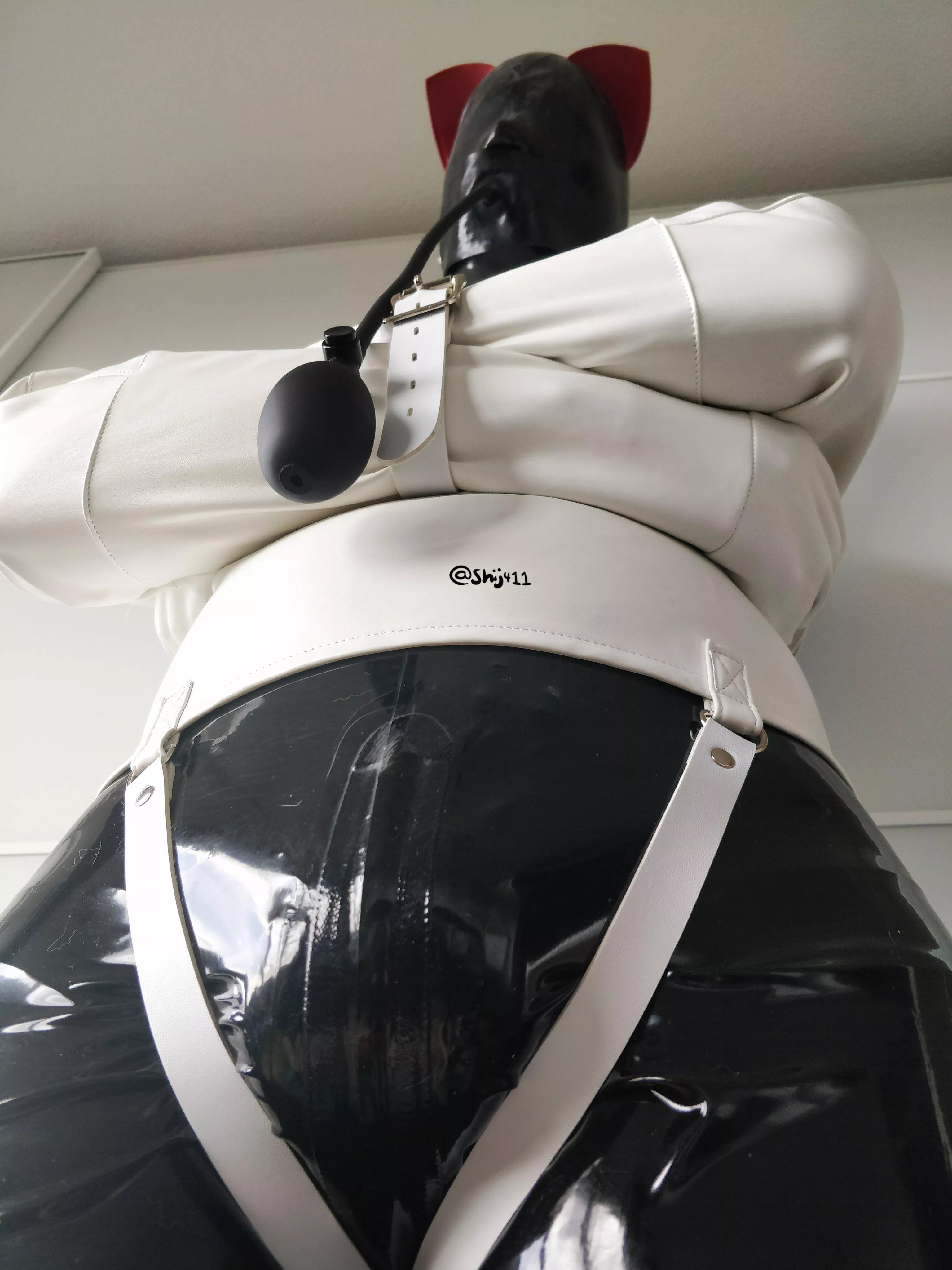 [OC] bound and blind 💜 posted by Shijuuichi