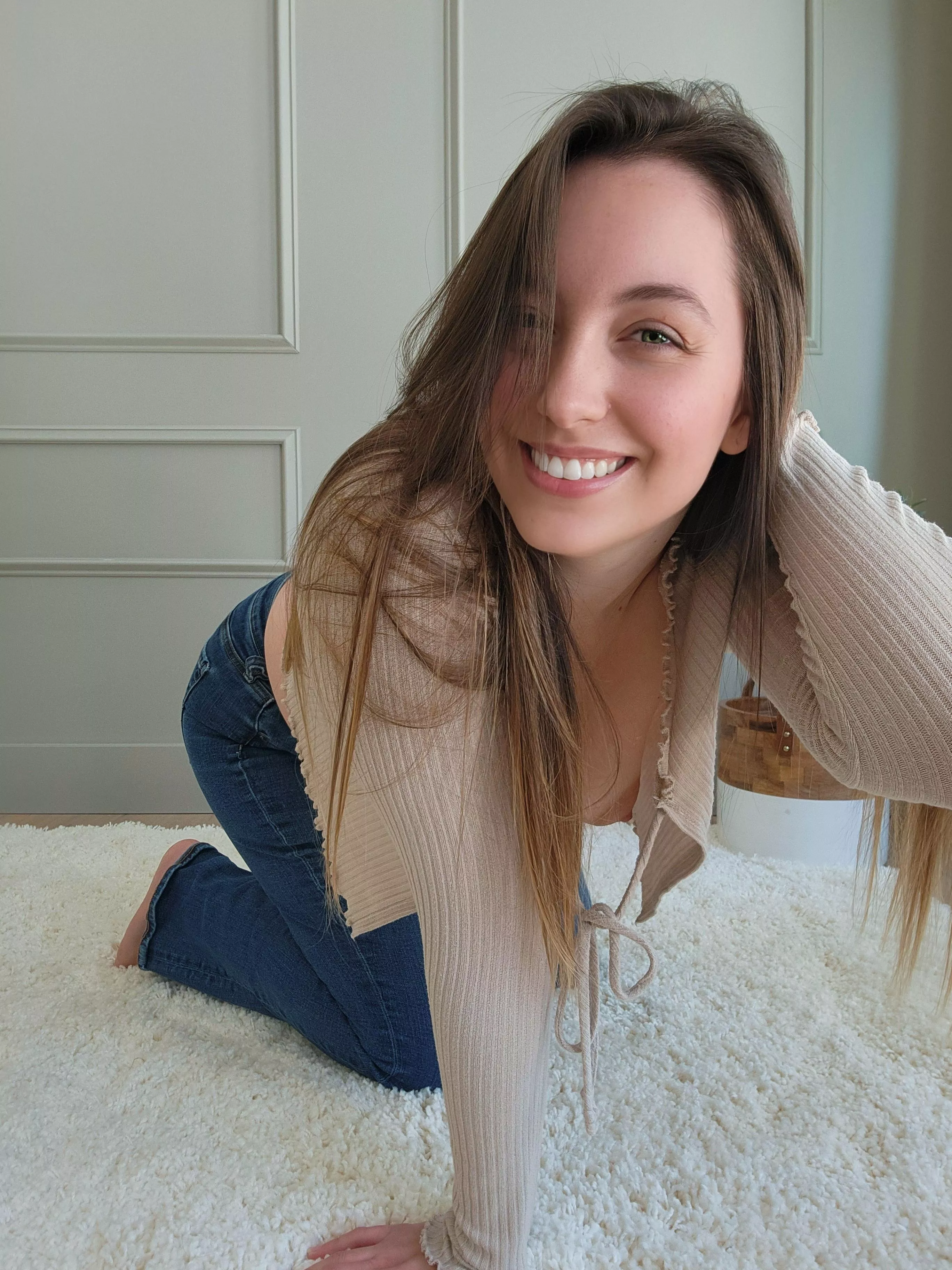 Oh did you catch a peak down my shirt posted by sophie_fenmec