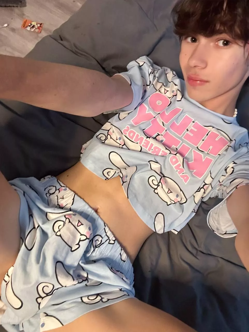 should i train more abs or do i look cute enough ? :3 posted by Specific_Champion_92