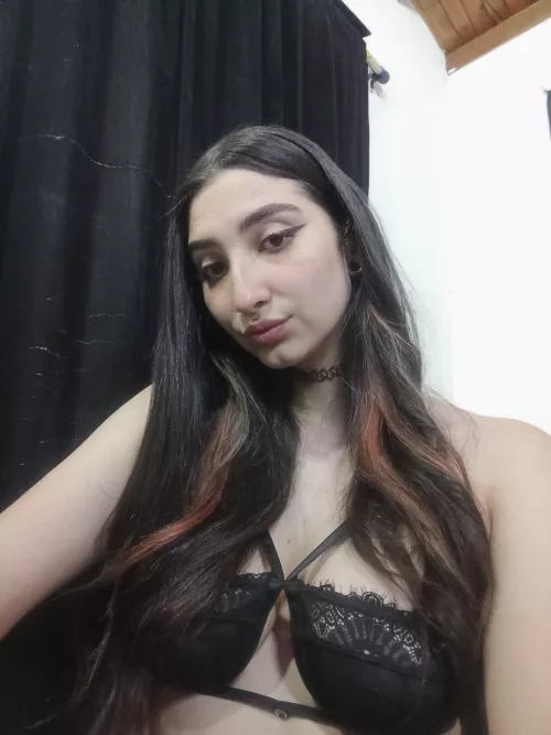 What do you think of my croptop? by 999_Mse