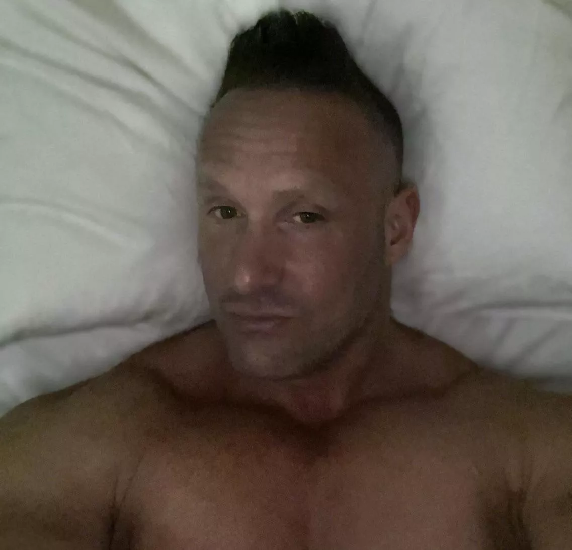 42 (M) posted by ArmPowerful6375