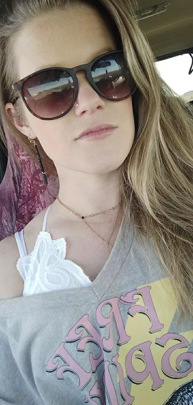 Boss and Single Mother posted by JWAR5353