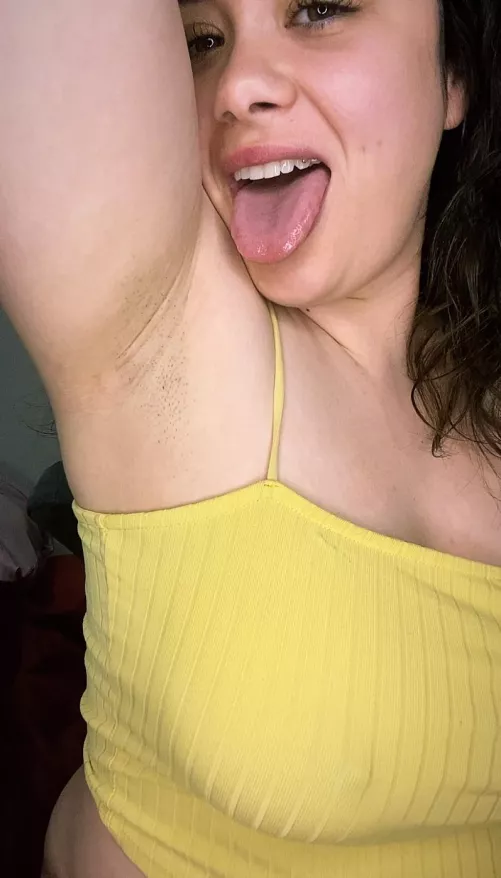 Clean me BEFORE I shower  by BigSlutTinyToes