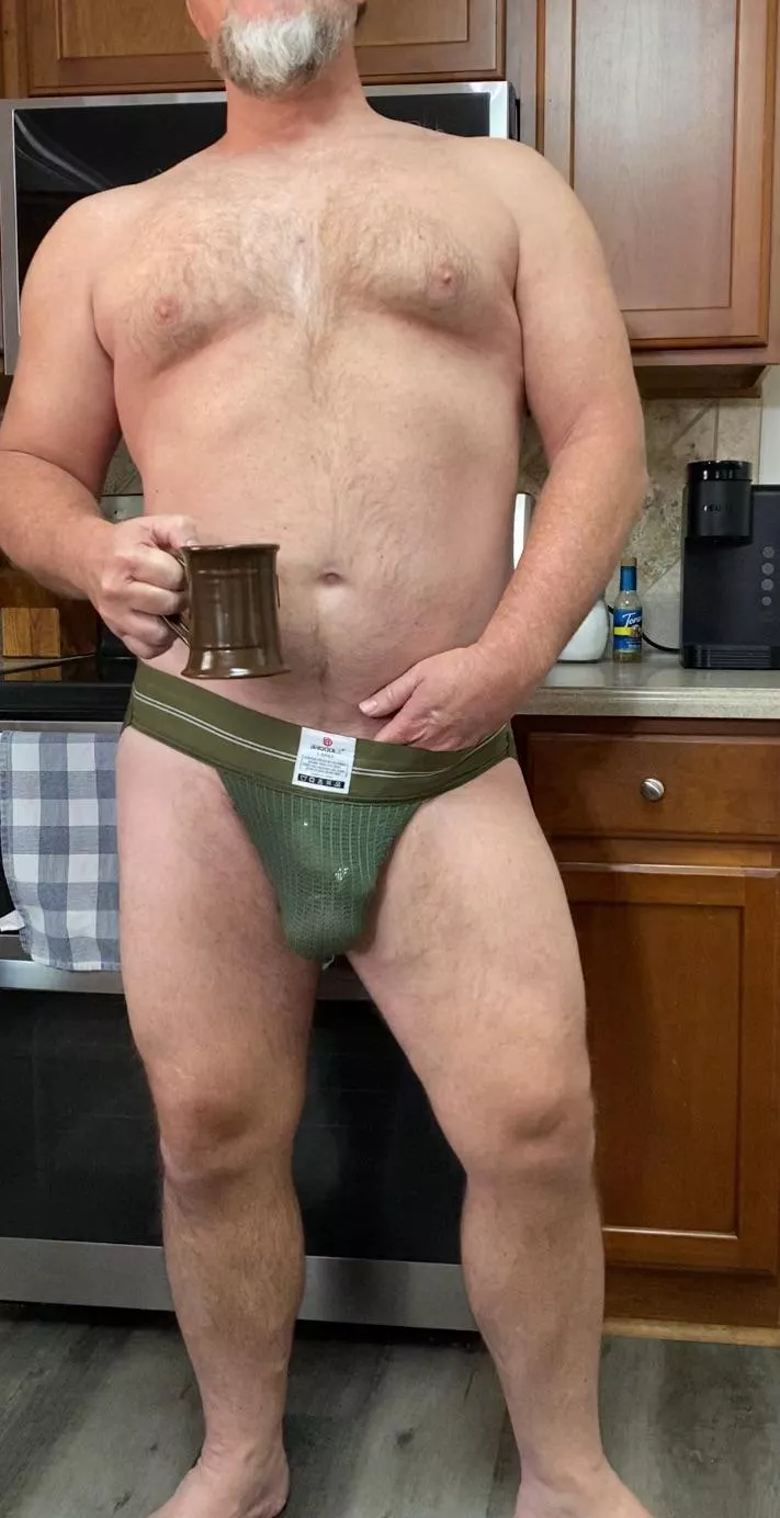 Cup-a-Joe (53) posted by kdbeworsekdberaining