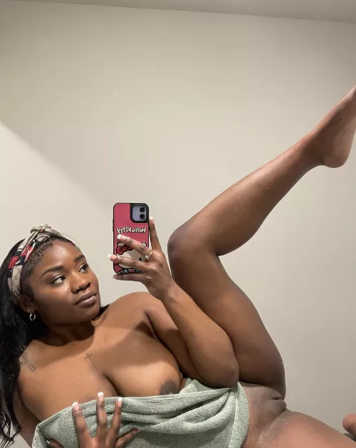 Fresh wax :)  by Lick-pretty-laya