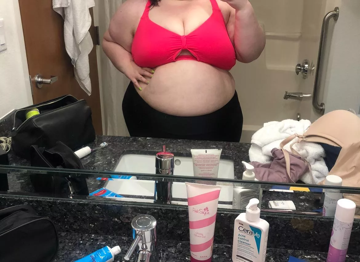 Got a new swimsuit 🌊 posted by Alarming_Shake4486