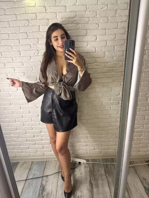 Keep it classy and hot by xwastedwhaley