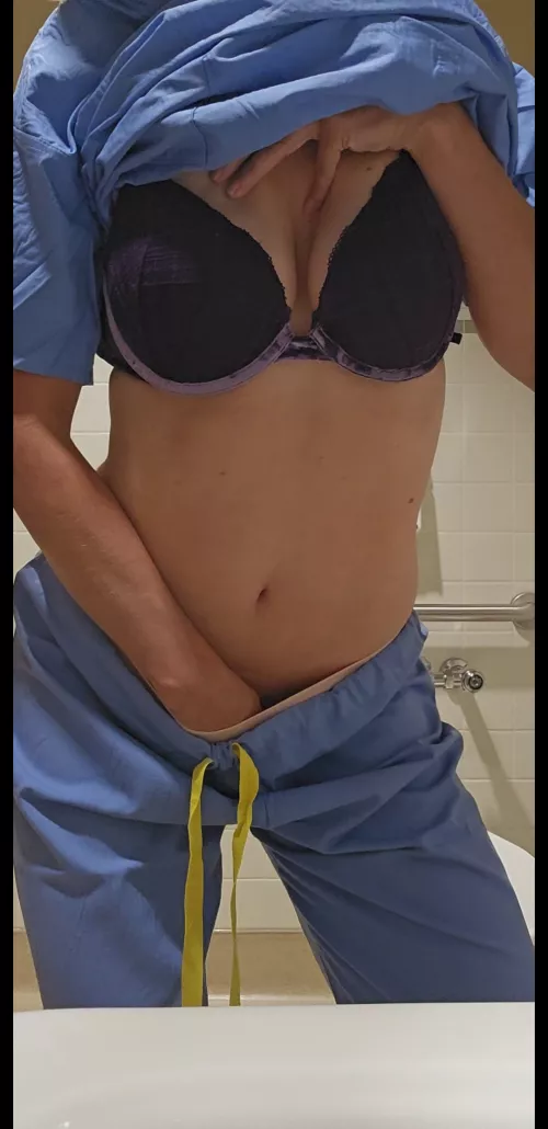 Keep me company on my shift? by shorttermthing