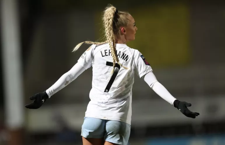 My game ponytail. by IamAlishalehmann7