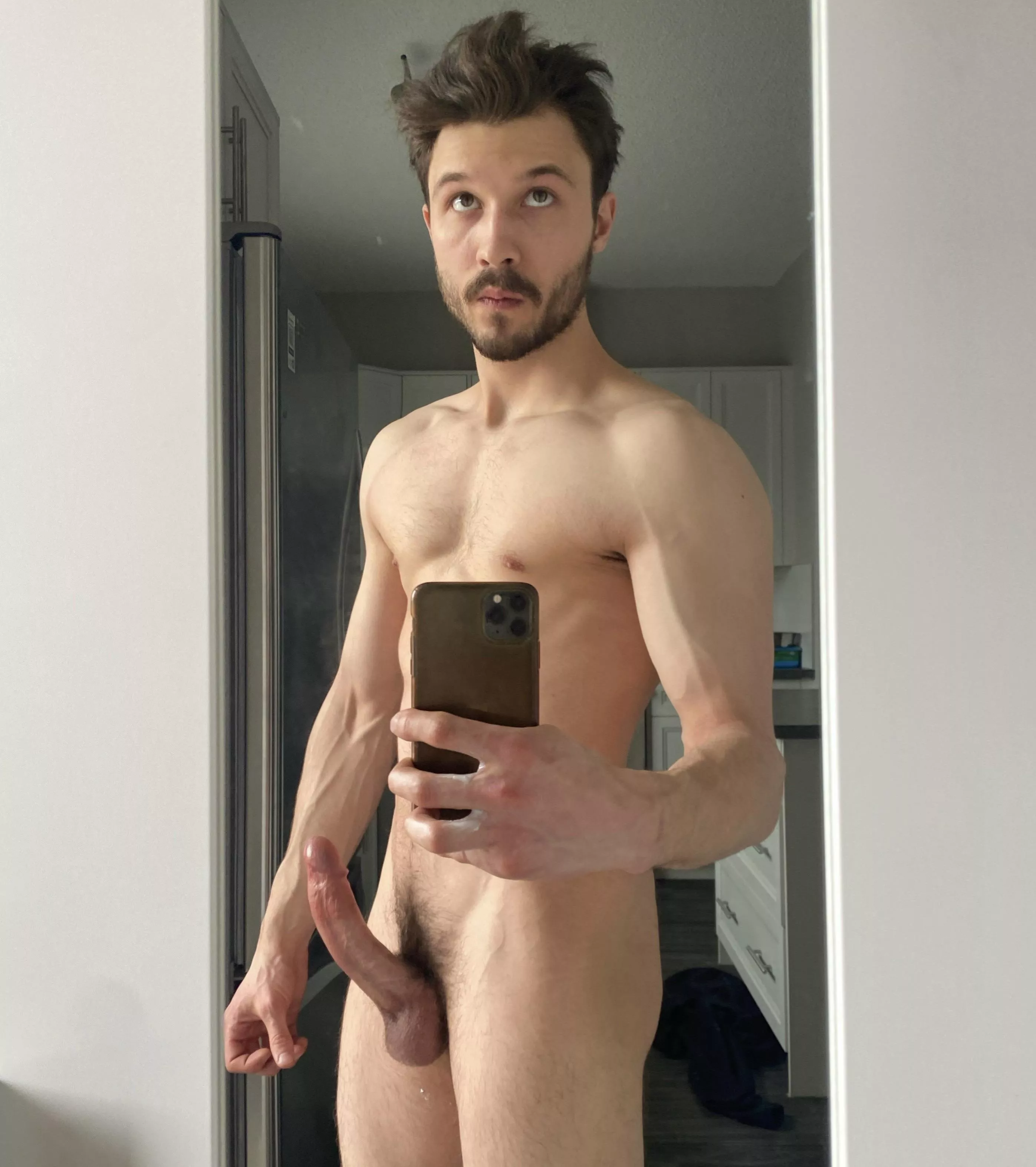 need a new roommate… posted by Jayjay78661