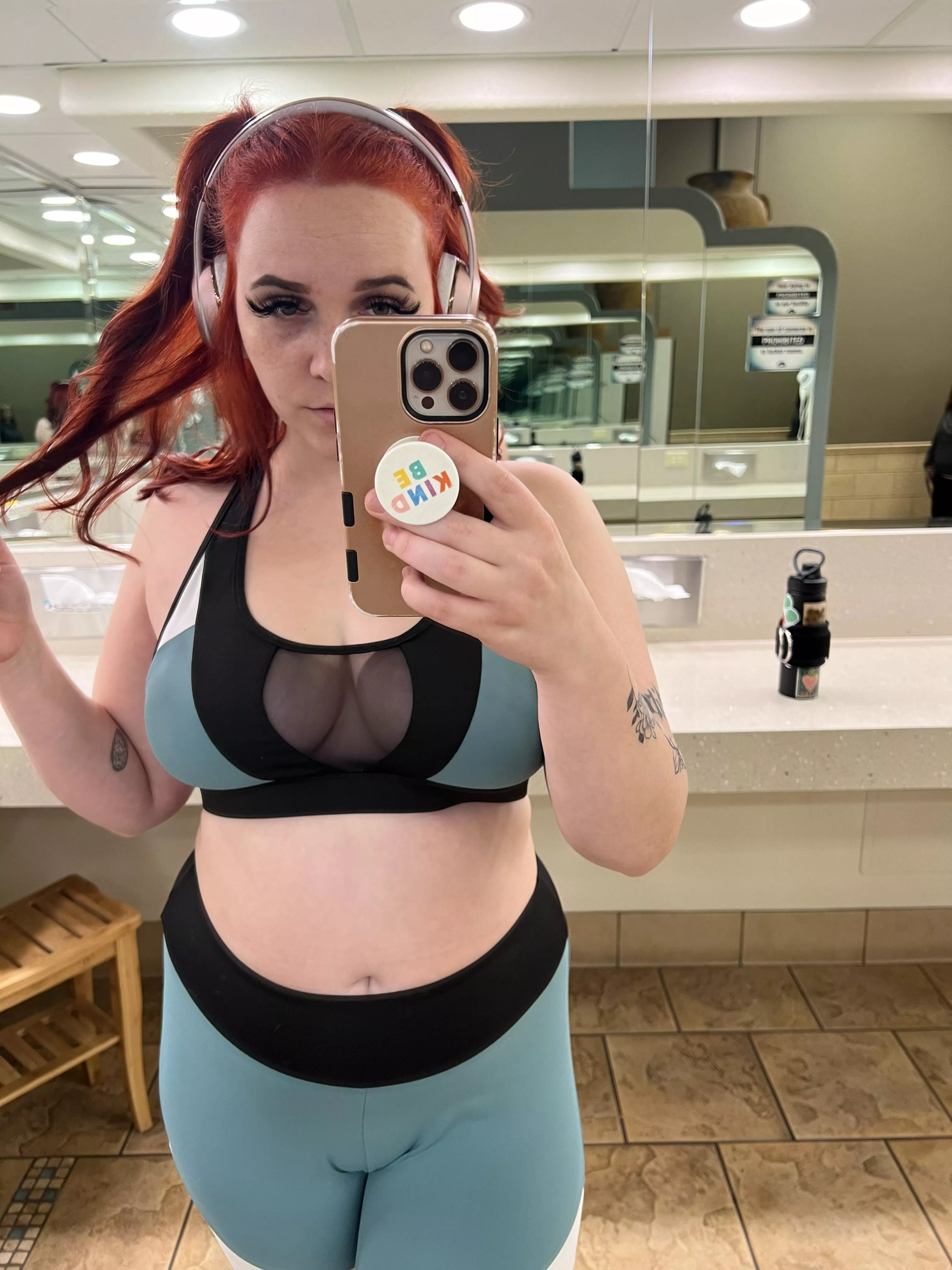 Pigtails at the gym (@trapqueencleo) [onlyfans] posted by Theequeencleo