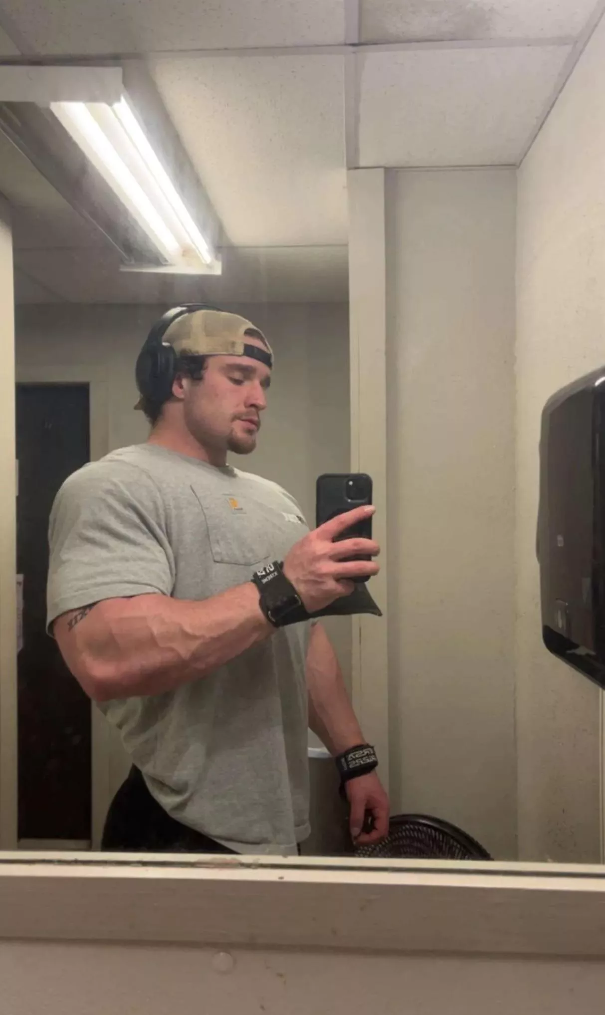 pumped extreme (19) posted by unplugged_freezer