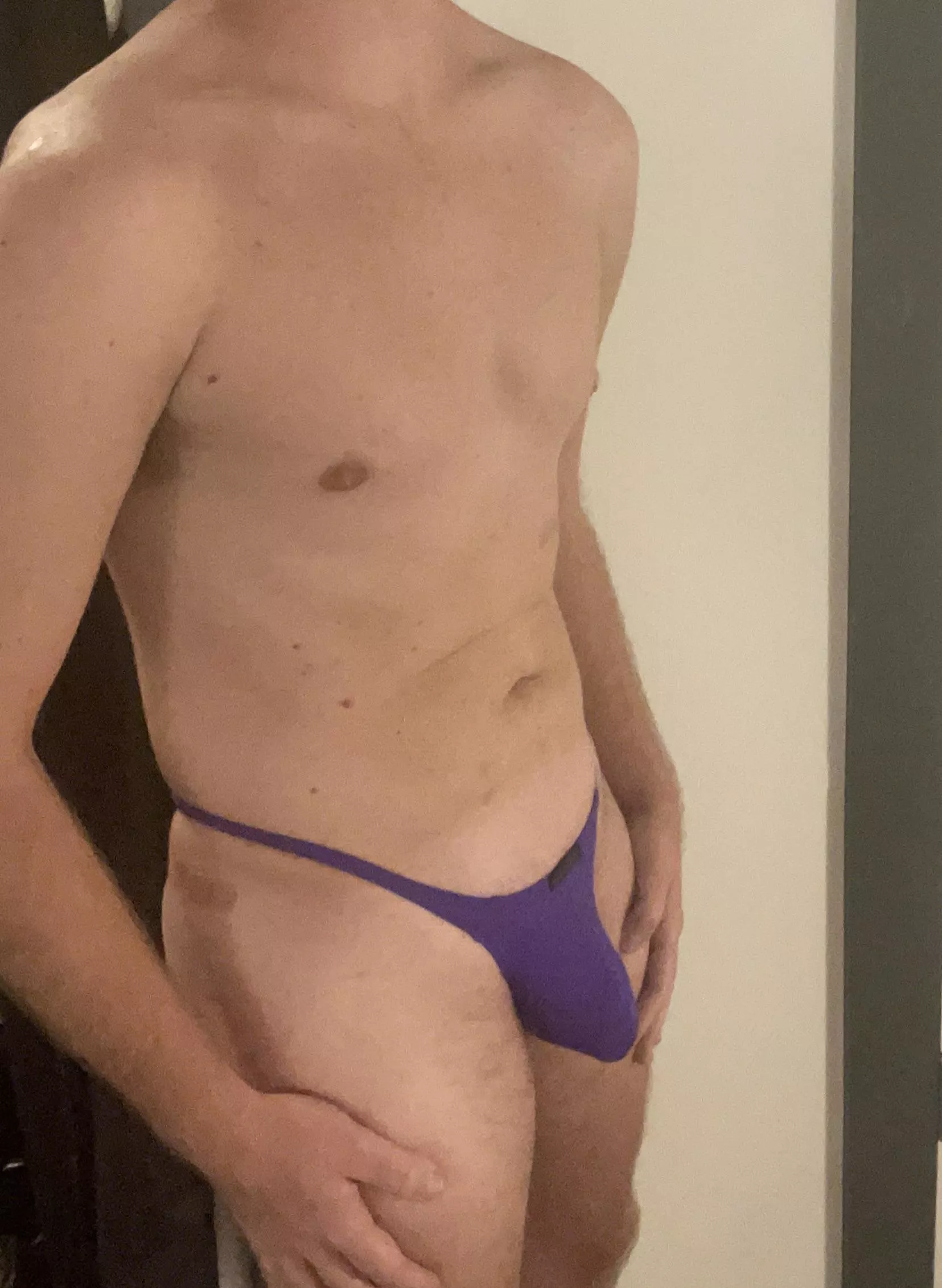 Quitting the 9-5 to be an underwear model feels right posted by MaxThrillX