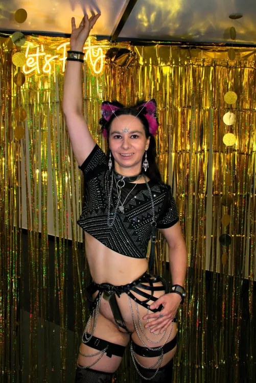 Saturday at BoFeWo  by Aiyanas_World