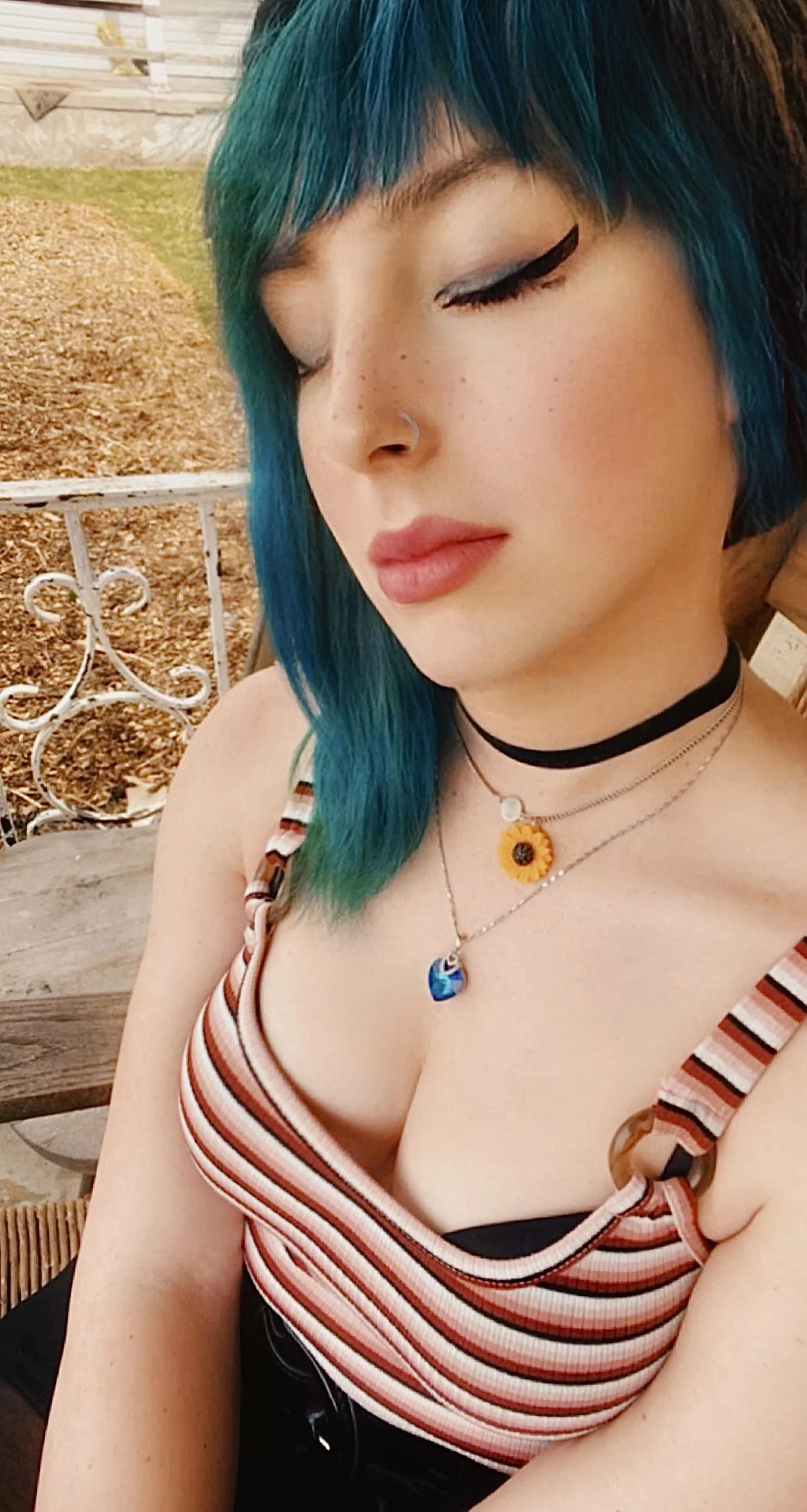 shhhh she’s sleeepin’ 😋🦋  posted by lilsunflowergoddesss