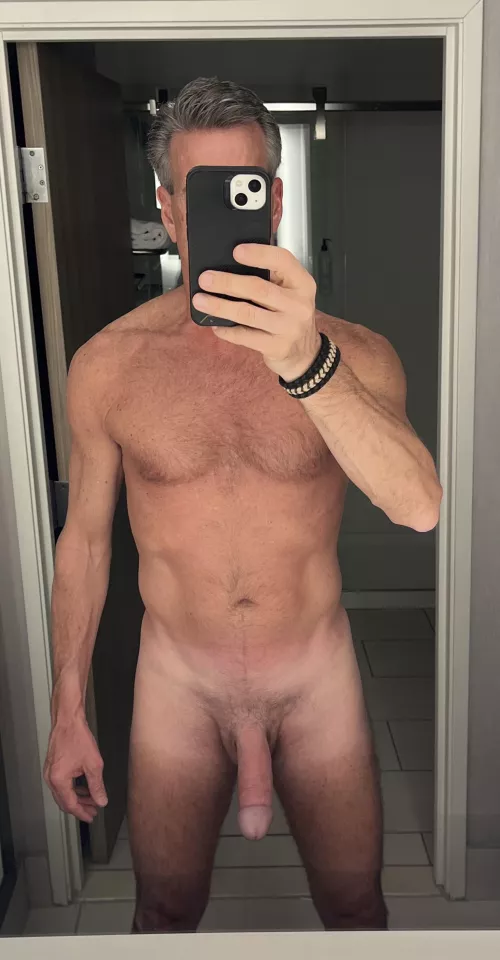 Solo hotel room selfie [50] by DownlowRedditor