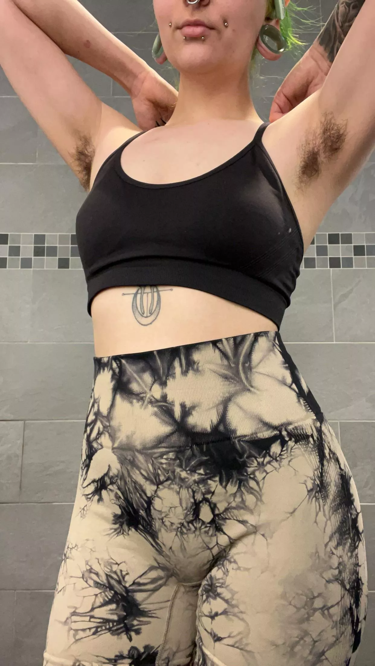 Super sweaty! 🥵 I wonder how many people states are the gym posted by justsmokeandsleep