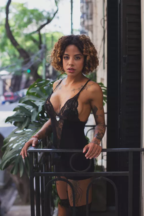 Waiting for my Romeo by r0mab