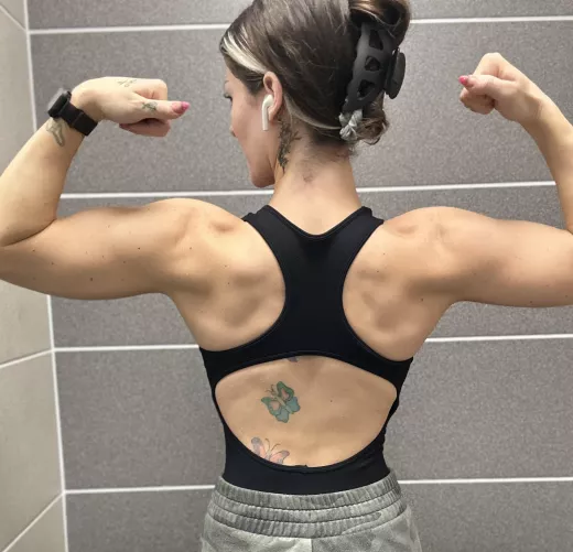 Working on my strength  by lolotaylor